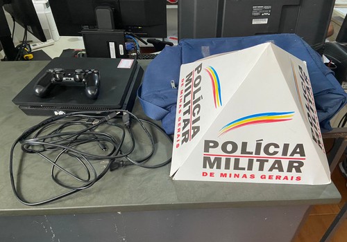 Jovem é preso por furtar Playstation 4 de uma lan house no bairro Lagoa Grande