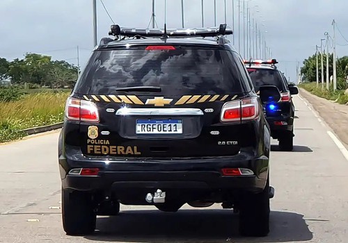 PF prende policiais militares envolvidos com grupos criminosos no Rio