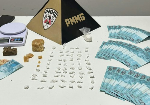 Com auxílio de cão farejador, Polícia Militar encontra droga enterrada e prende suspeito em Serra do Salitre