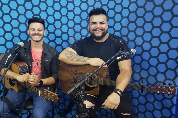 Contraponto recebe os cantores Lucas Biel e Robson Rodrigues com o Projeto Rolê dos Amigos