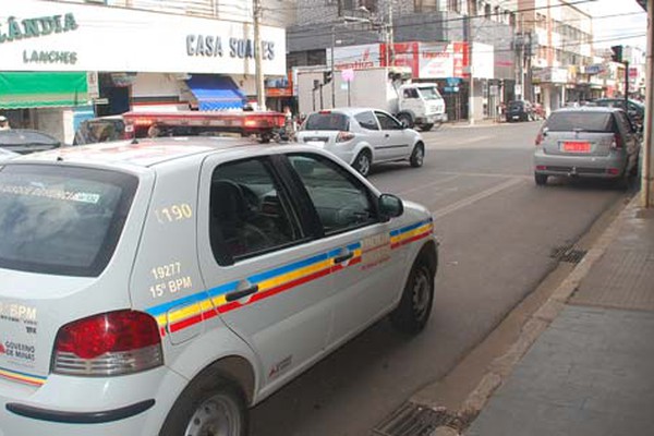 Operação Natalina da Polícia Militar reforça a segurança nos pontos de comércio da cidade