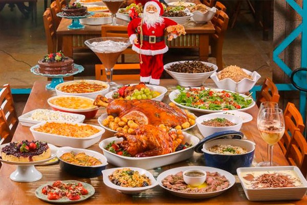 Pesquisa mostra que gasto médio com ceia e almoço de Natal deve girar em torno de R$250,00
