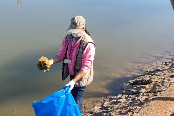 Voluntários realizam limpeza da Lagoa Grande em comemoração à Semana Municipal do Meio Ambiente