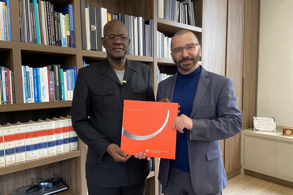 UNIPAM recebe visita de comitiva da República do Mali e fortalece processo de internacionalização