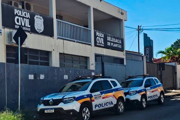 Homem encosta faca na barriga da esposa em Patos de Minas e ameaça: “vou é te matar”