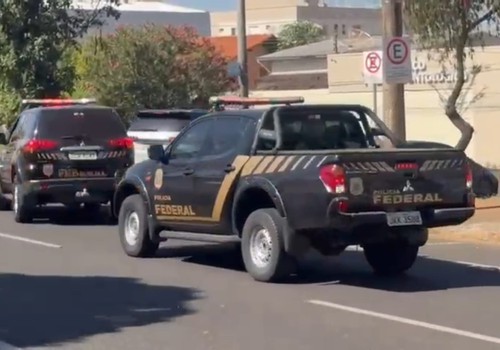 Operação da Polícia Federal fiscaliza indústrias de Patos de Minas e região que utilizam insumos químicos