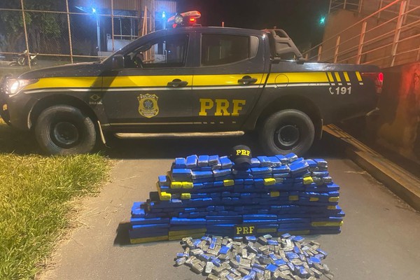 Polícia Rodoviária Federal apreende carregamento com cerca de 200 kg de drogas na BR 365