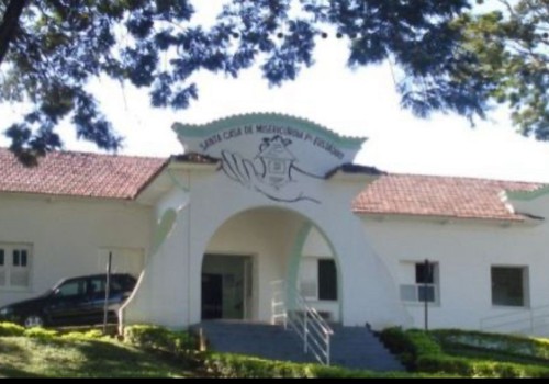 Mulher que estava desaparecida foi espancada e se internou em hospital de Ibiá; suspeito é procurado