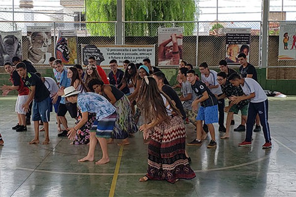 Estudantes de Patos de Minas promovem mostra para celebrar o Dia da Consciência Negra