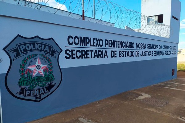 Detento de 30 anos é encontrado morto com bilhete no peito na Penitenciária de Carmo do Paranaíba