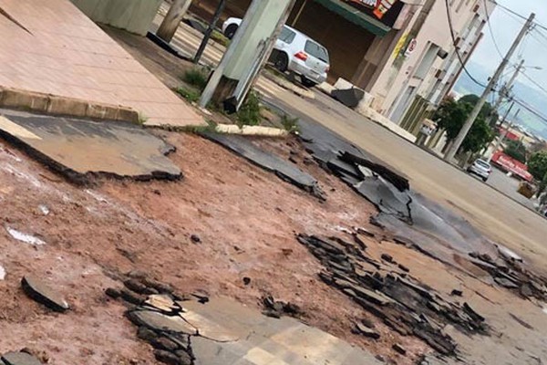 Prefeitura contabiliza estragos provocados por temporal em Patos de Minas; imagens impressionam