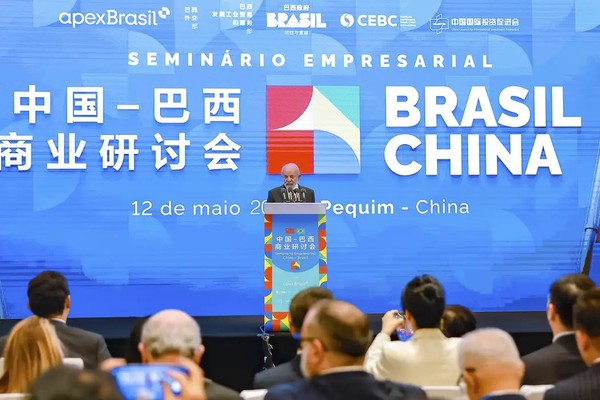 China ampliará em US$ 27 bilhões investimentos no Brasil, anuncia Lula