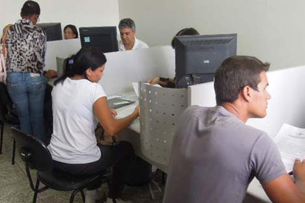 Mais de 1.500 eleitores podem ter o título cancelado ainda este mês em Patos de Minas