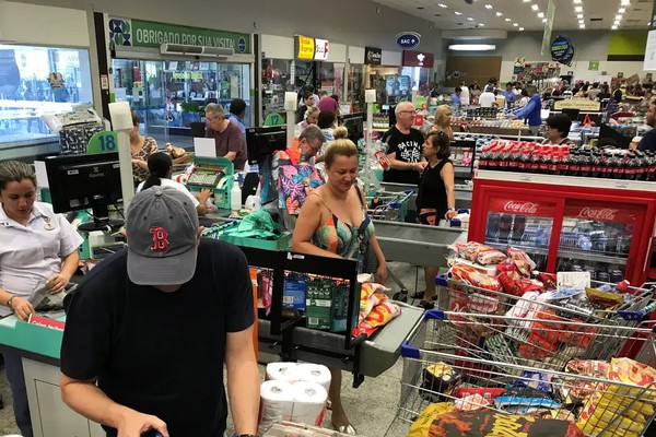 Preços dos alimentos caem pelo 4º mês consecutivo, diz IBGE