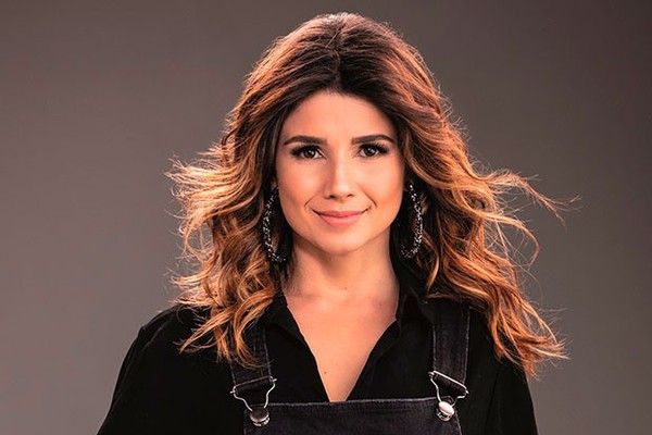 Paula Fernandes é a primeira atração confirmada para a Fenapraça 2025