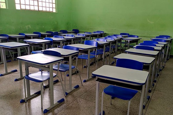 MP investiga pais que estariam proibindo filhos de irem à escola em Patos de Minas