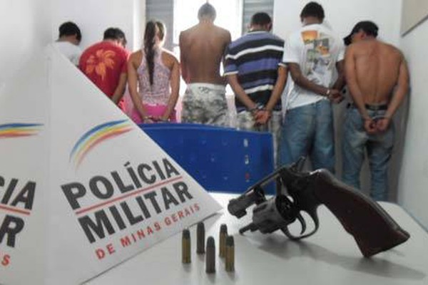Assaltantes roubam depósito de gás e lotérica em cidades da região