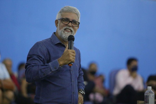 Pastor Cláudio Duarte traz sua melhor palestra para Patos de Minas