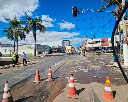 Novos radares vão flagrar e multar condutores que avançam sinal em Patos de Minas; veja os locais