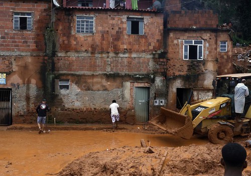 Inmet emite alerta de grande perigo para chuvas intensas em Minas