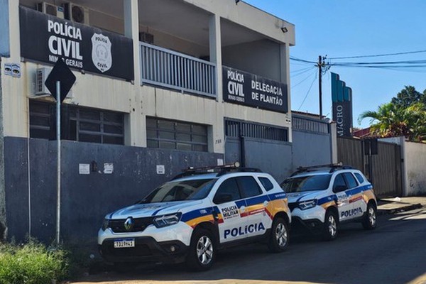 Homem desfere chute nas costas da esposa por causa de conta a pagar em Patos de Minas