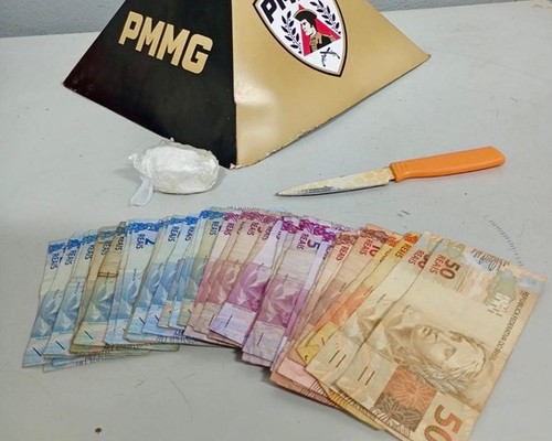 Mulher é presa por tráfico de drogas após denúncia de armas no bairro Coração Eucarístico