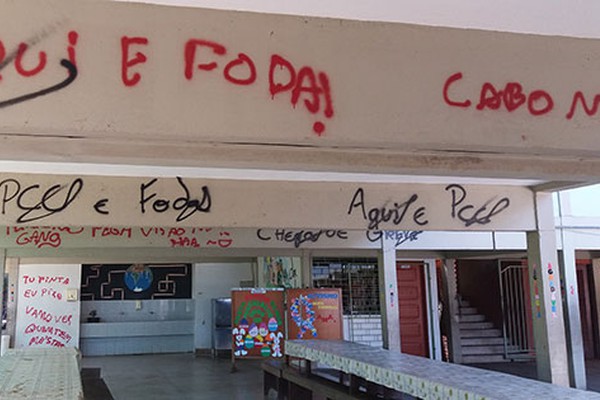Vândalos invadem escola estadual em Patos de Minas e picham todo o interior da instituição