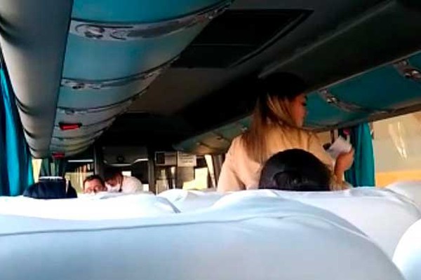 Passageiro tem bagagem extraviada em ônibus da Gontijo e relata maus tratos em Patos de Minas