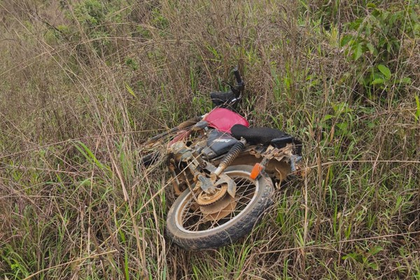 Jovem de 21 anos perde a vida em grave acidente de moto na LMG-737, em Guimarânia