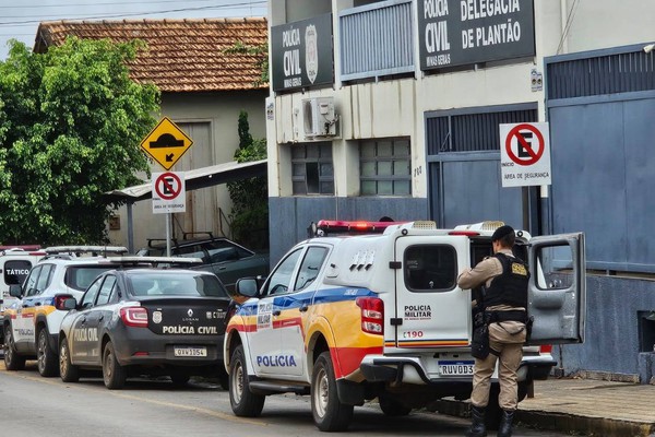 Moradora acorda de madrugada com barulho da porta e dá de cara com ladrão "assaltando" sua geladeira
