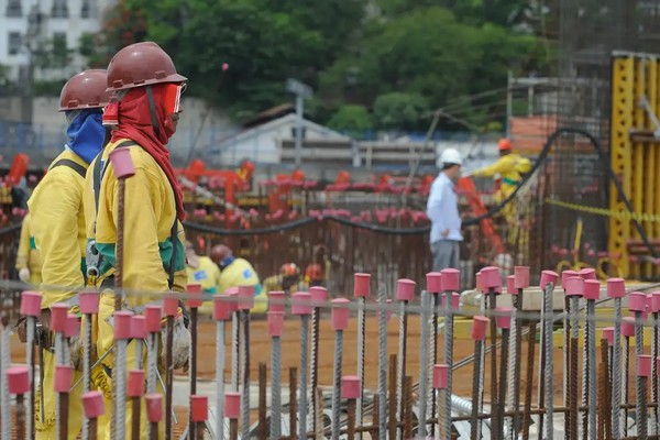 Índice que corrige salários, INPC soma 5,05% em 12 meses