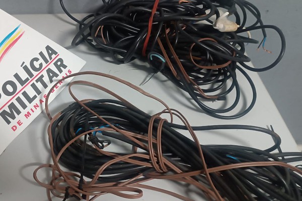 “Olho Vivo” flagra furto de fios da decoração do Renascer Natalino e homem acaba preso em Patos de Minas