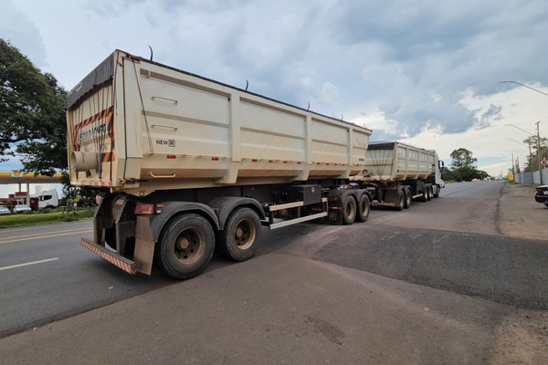 Feriado do Dia do Trabalhador terá restrição para veículos pesados nas rodovias da região; veja