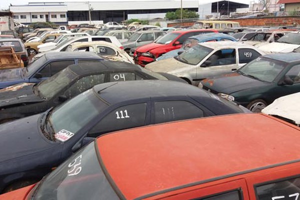 Mais de 1.500 veículos serão leiloados pelo Detran em Belo Horizonte