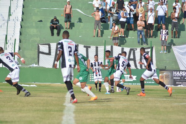 Em jogo marcado por suposta injúria racial, Mamoré e Araxá empatam em 0x0 em Patos e Minas