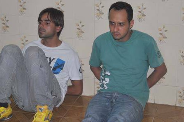 Polícia Civil prende dupla com 1 quilo de cocaína pura vinda de BH