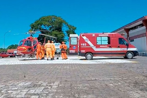 Helicóptero do Corpo de Bombeiros transfere bebê prematuro para hospital de Patos de Minas