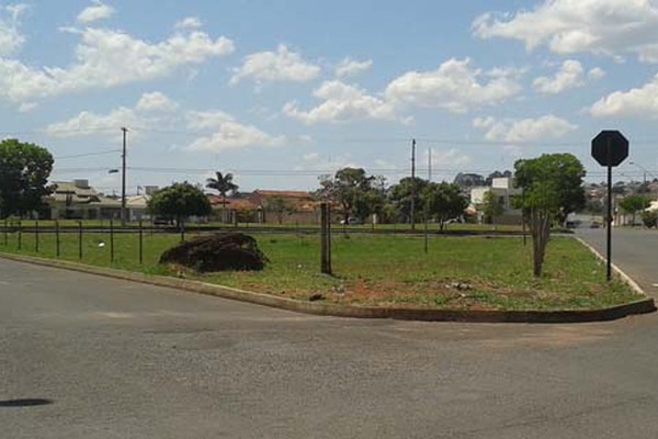 Prefeitura propõe doação de terrenos no bairro Guanabara e gera polêmica com moradores