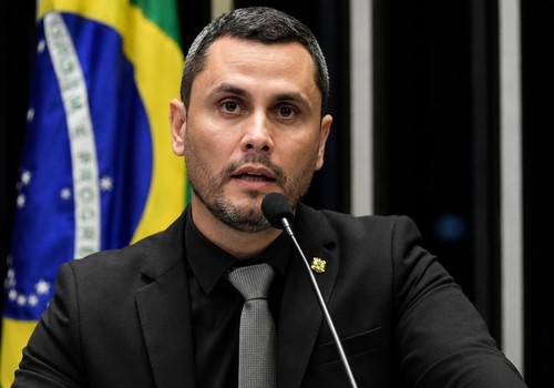 Cleitinho convoca coletiva para esclarecer impasse sobre candidatura ao Governo de Minas