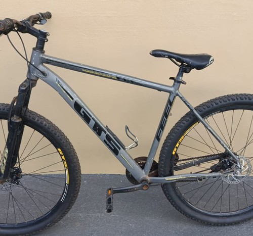 Homem troca bicicleta furtada por droga e dois acabam na delegacia em Lagoa Formosa