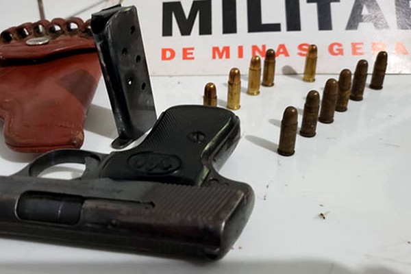 PM apreende duas armas de fogo em um único dia em Patos de Minas; quatro foram presos
