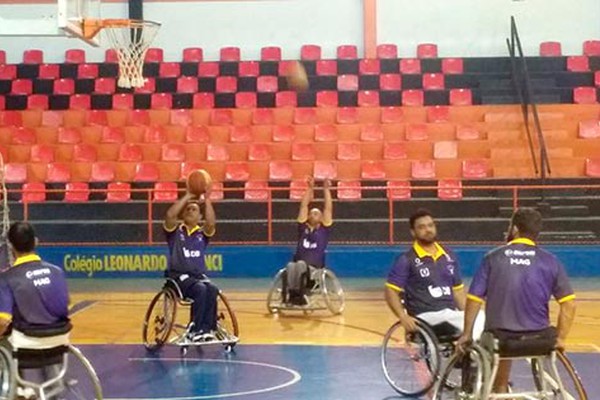 Equipe de basquete em cadeira de rodas de Patos de Minas irá disputar copa no estado de Goiás