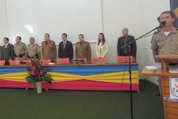 Polícia Militar presta homenagens aos colaboradores no aniversário de 238 anos