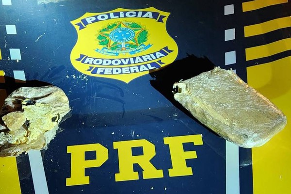 Após fuga alucinada, homem é preso pela PRF de Patos de Minas com pasta base de cocaína