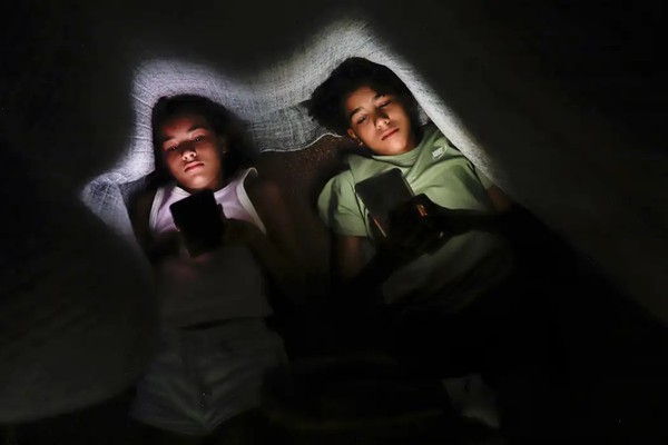 Veja as dicas para proteger crianças e adolescentes nas redes sociais