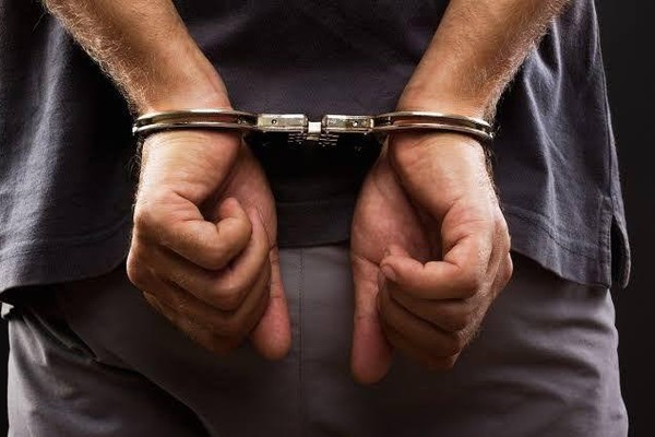 PC de Araxá descobre venda de pornografia infantil em grupo de WhatsApp e prende rapaz de 27 anos