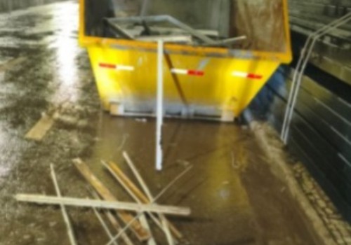 Dupla é presa por tentativa de furto de material de cobre na Agência do Banco do Brasil