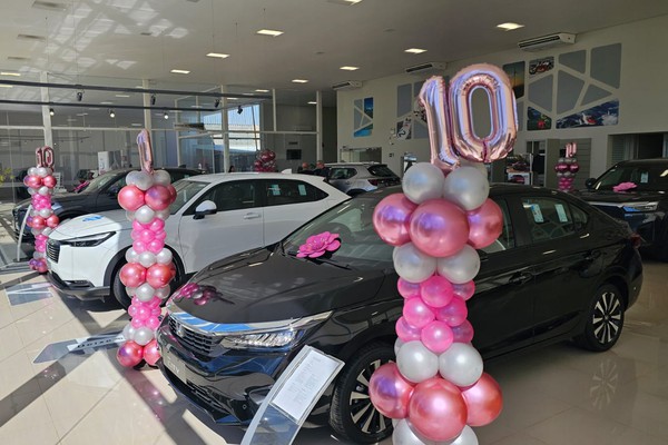 10 anos de história: Venha brindar com a Zema Automóveis e saia de carro novo com condições imperdíveis