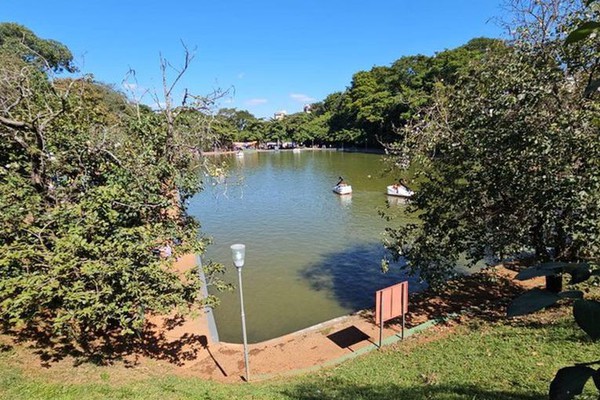 Homem é flagrado se masturbando no Parque do Mocambo em dia de grande movimento