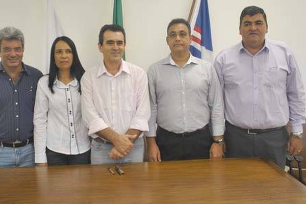 Pedro Lucas fecha equipe de administração com secretários de governo e agricultura